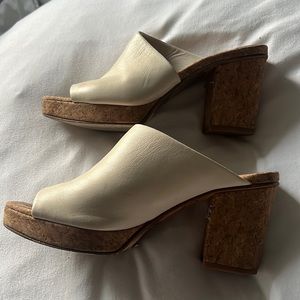 Vince Clogs / Mules
